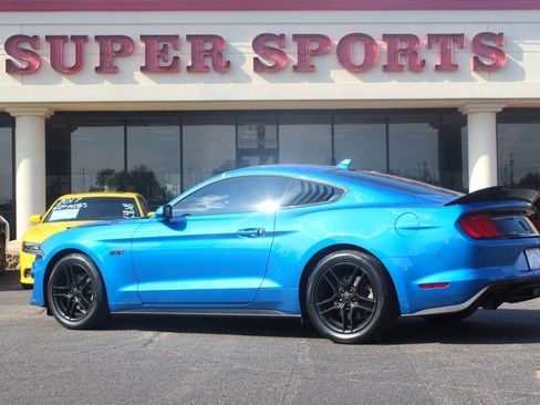 Used 2020 Ford Mustang Coupe w/ Equipment Group 101A RWD image 5
