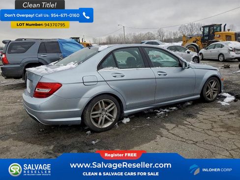 Used 2013 Mercedes-Benz C 250 Sedan image 4