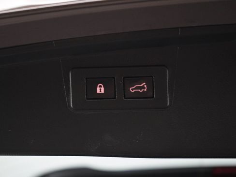 Used 2023 Subaru Outback Limited AWD/4WD image 17