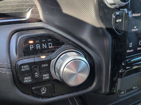 Used 2023 RAM 1500 Limited AWD/4WD image 12