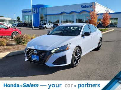 Used 2023 Nissan Altima 2.5 SR