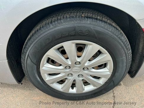 Used 2020 Chrysler Voyager L FWD image 49