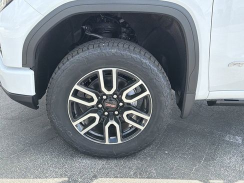 New 2026 GMC Sierra 1500 AT4 w/ Technology Package image 26