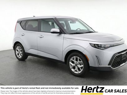 Used 2025 Kia Soul LX w/ LX Technology Package