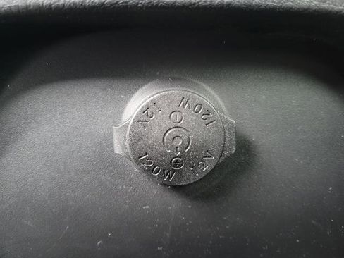 Used 2013 Kia Sorento LX w/ Value Pkg image 12