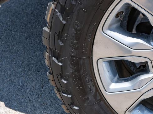 Used 2022 RAM 2500 Limited AWD/4WD image 65