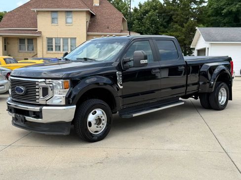 Used 2020 Ford F350 XL w/ STX Appearance Package AWD/4WD image 4