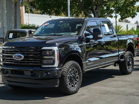 Used 2026 Ford F250 Platinum AWD/4WD image 3