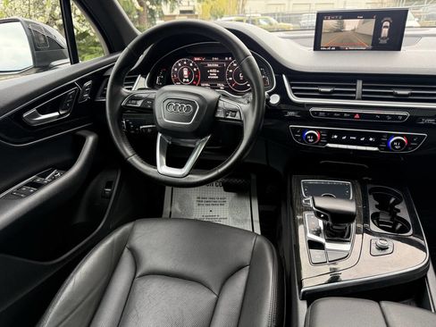 Used 2017 Audi Q7 3.0T Premium Plus image 11