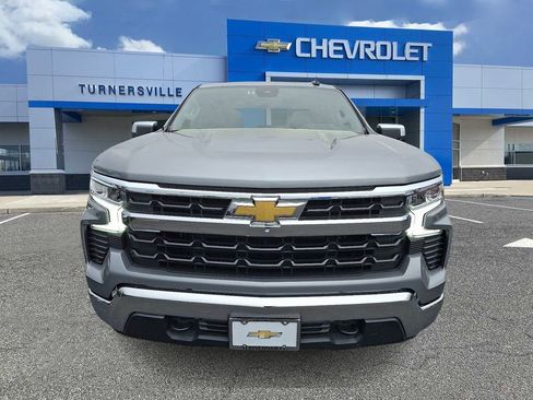 Certified 2026 Chevrolet Silverado 1500 LT AWD/4WD image 2