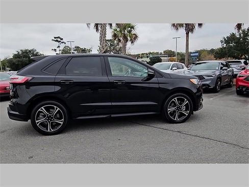 Used 2020 Ford Edge ST image 27