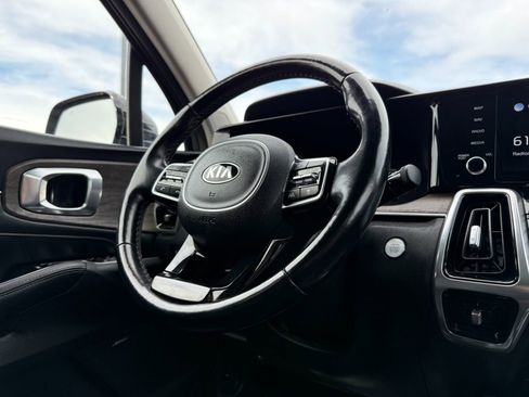 Used 2021 Kia Sorento SX Prestige image 9