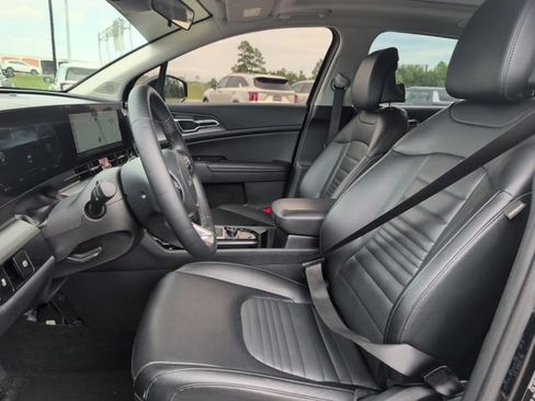Used 2024 Kia Sportage SX FWD image 13