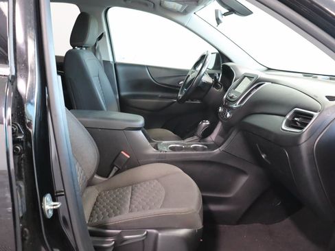 Used 2019 Chevrolet Equinox LT FWD image 18