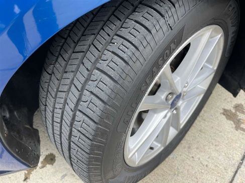 Used 2018 Ford Focus SE FWD image 28