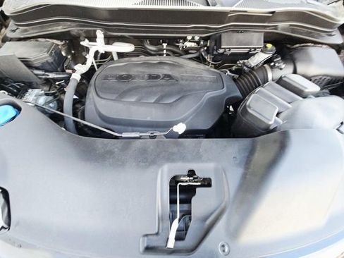 Used 2021 Honda Passport Touring image 16