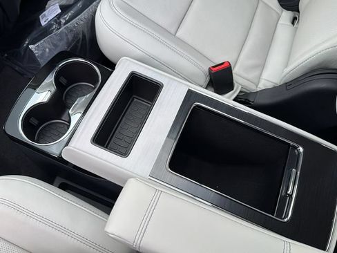 New 2026 Lincoln Aviator Reserve AWD/4WD image 25
