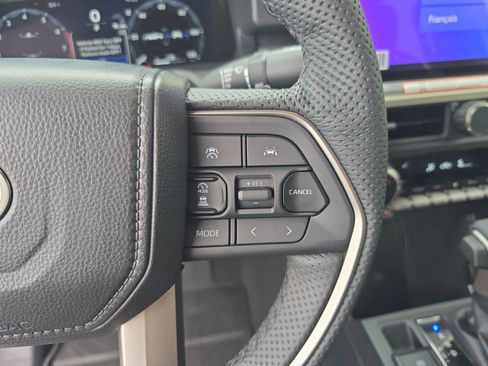 Used 2025 Toyota Tacoma 4x4 Double Cab Hybrid image 24