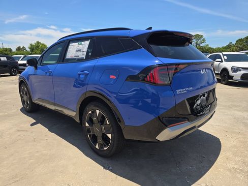 New 2026 Kia Sportage SX FWD image 6