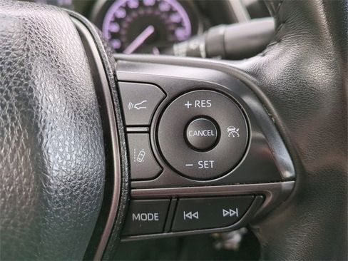 Used 2023 Toyota Camry SE image 23