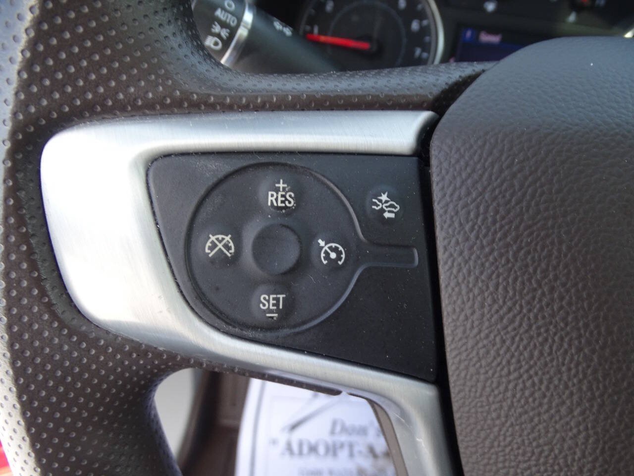 Used 2023 GMC Acadia AWD SLE image 19