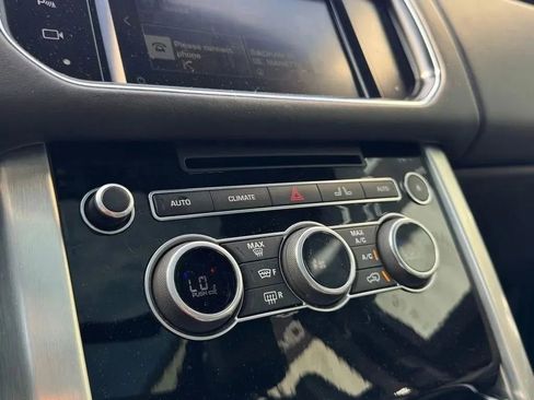 Used 2016 Land Rover Range Rover HSE AWD/4WD image 19