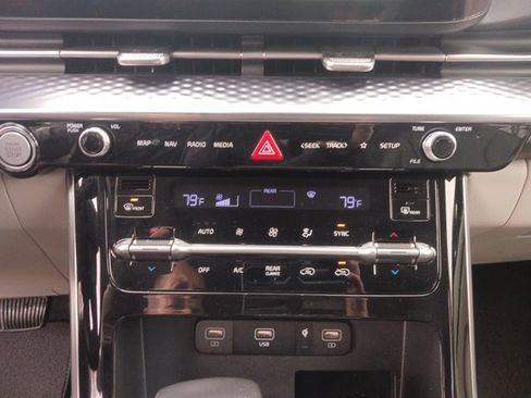 Certified 2023 Kia Carnival SX Prestige image 24