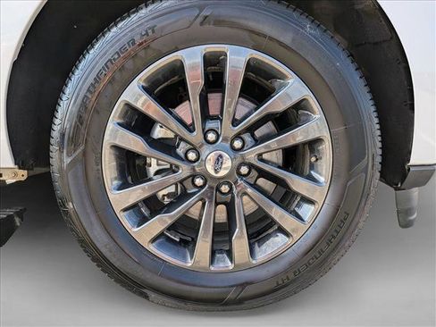 Used 2020 Ford Expedition Limited image 23