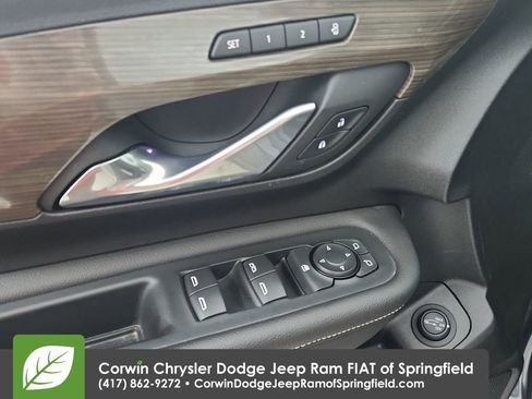 Used 2022 GMC Terrain Denali w/ Denali Premium Package image 21