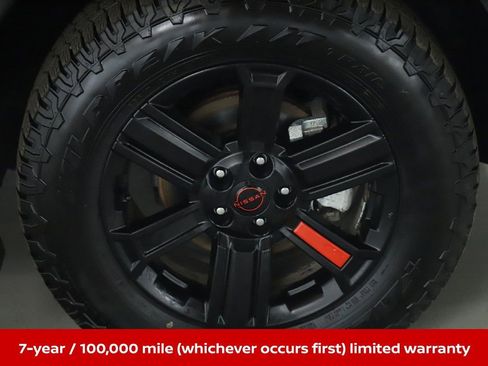 Certified 2025 Nissan Rogue SV image 9