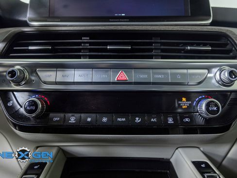 Used 2022 Kia Telluride SX w/ SX Prestige Package AWD/4WD image 22