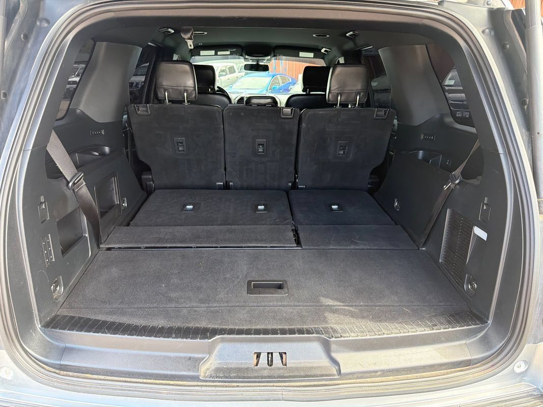 Used 2020 Ford Expedition XLT w/ Equipment Group 202A AWD/4WD image 9