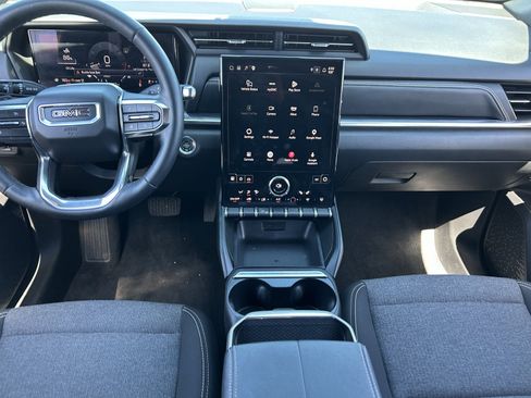 Used 2025 GMC Terrain Elevation AWD/4WD image 16
