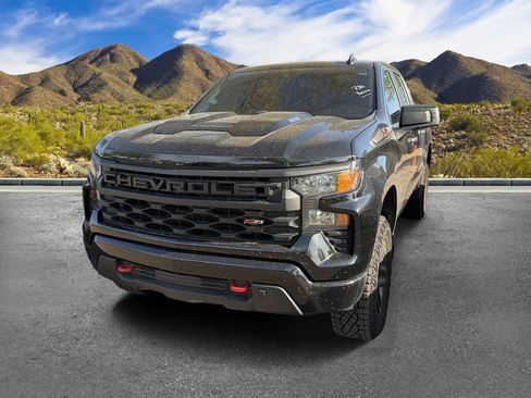 Used 2024 Chevrolet Silverado 1500 Custom Trail Boss AWD/4WD image 2