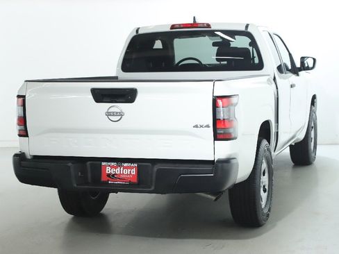 Used 2024 Nissan Frontier S w/ S Utility Package image 45