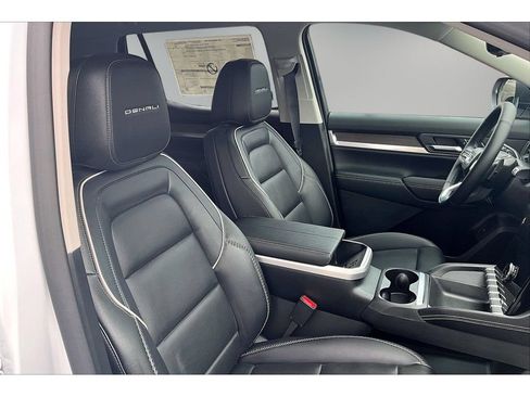 New 2027 GMC Terrain Denali AWD/4WD image 11