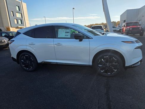 New 2026 Nissan Murano Platinum w/ Cargo Package image 2