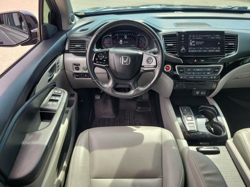 Used 2019 Honda Pilot Touring image 18