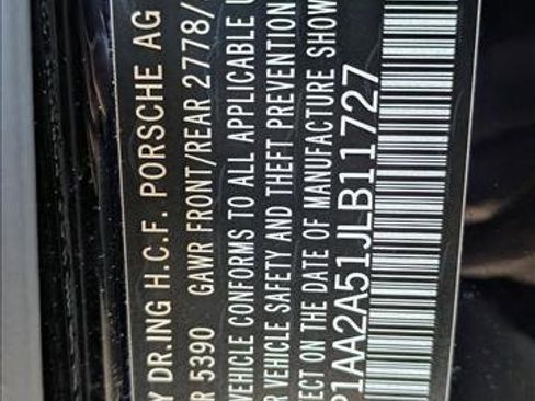 Used 2018 Porsche Macan Sport Edition image 24