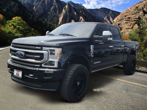 Used 2022 Ford F350 Platinum AWD/4WD image 5