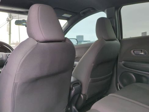 Used 2019 Honda HR-V Sport image 18