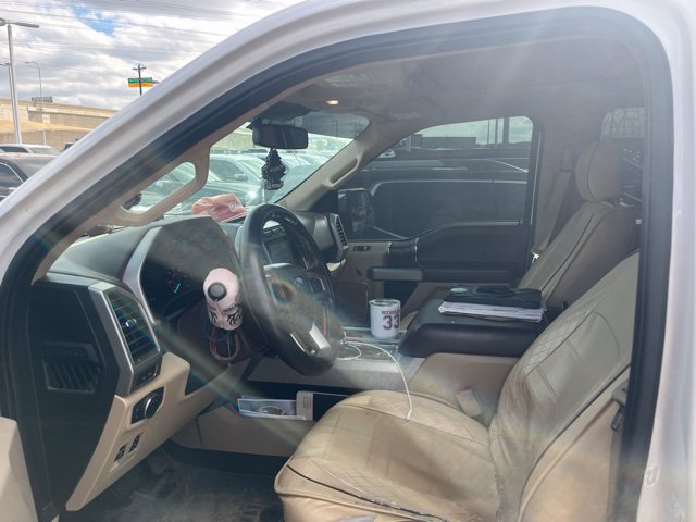Used 2018 Ford F150 Lariat w/ Equipment Group 502A Luxury AWD/4WD image 8