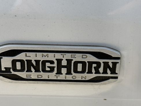 Used 2022 RAM 1500 Limited AWD/4WD image 8