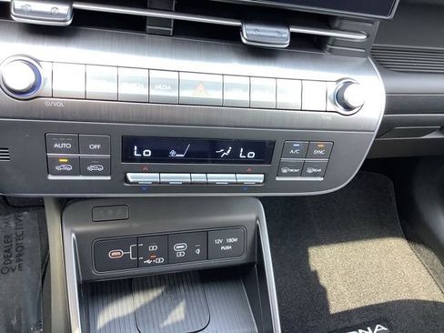 New 2026 Hyundai Kona Limited FWD image 31