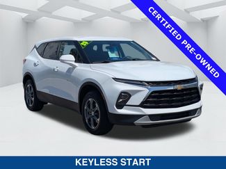 Used 2025 Chevrolet Blazer LT FWD video 3