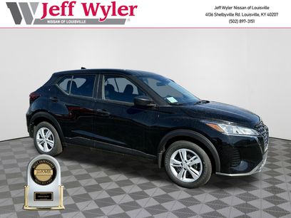 New 2025 Nissan Kicks S