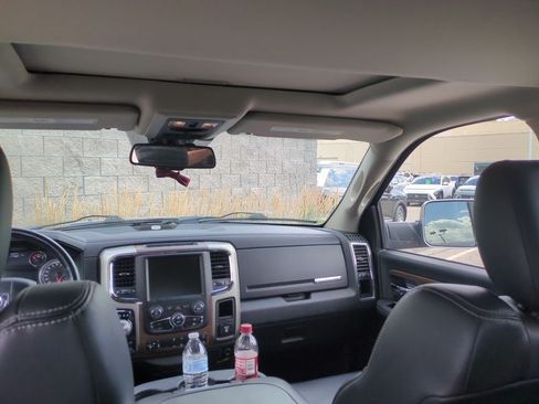 Used 2014 RAM 1500 Laramie w/ Convenience Group AWD/4WD image 14