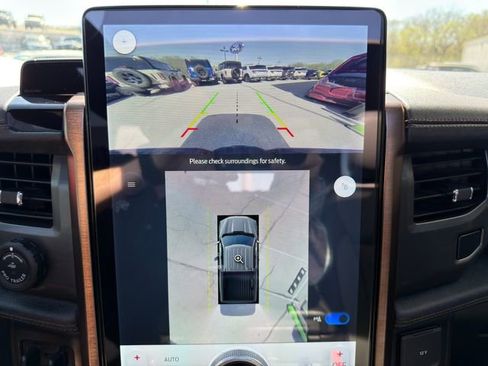 Used 2022 Ford F150 Lightning Lariat w/ Equipment Group 511A High image 31