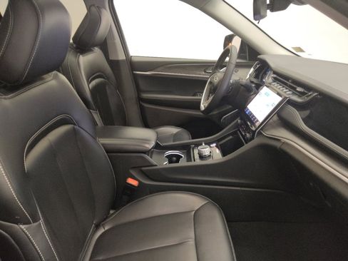 Used 2023 Jeep Grand Cherokee 4WD 4xe image 21