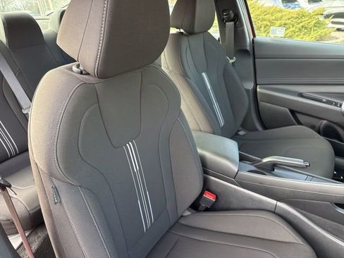 Certified 2025 Hyundai Elantra Sport w/ Cargo Package image 28